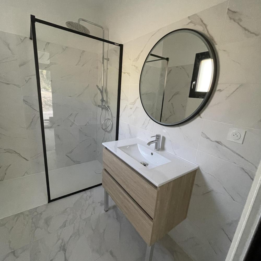 meuble-salle-de-bain-installation-pierrelatte